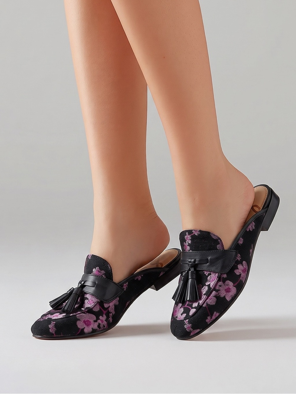 Sam Edelman Classic Dark Academia Jacquard Preppy Floral Paris 2 Tassel Mules